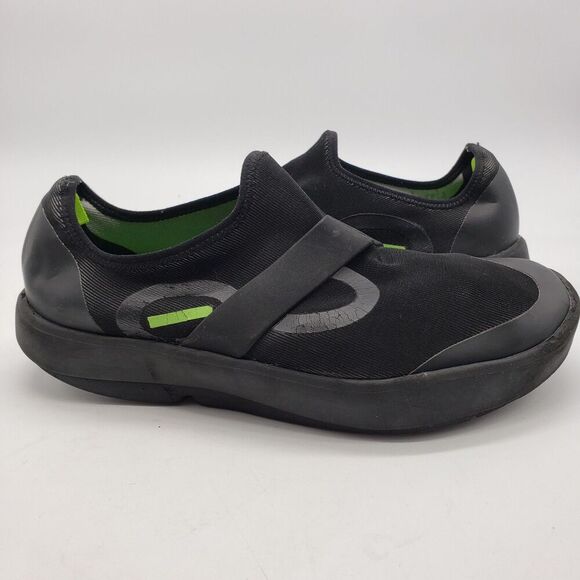 Oofos OOmg Low Shoes Mens Size 10 Black Green Recovery Slip On Comfort Walking - Picture 1 of 13
